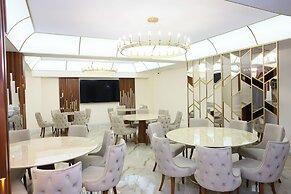 Ketrin Hotel & Restaurant