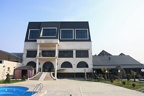 Ketrin Hotel & Restaurant