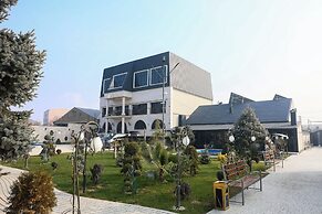 Ketrin Hotel & Restaurant