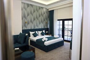 Ketrin Hotel & Restaurant