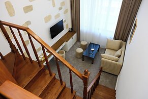 Ketrin Hotel & Restaurant