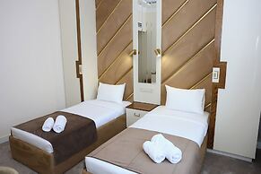 Ketrin Hotel & Restaurant