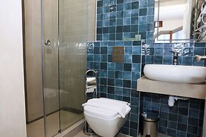 Ketrin Hotel & Restaurant