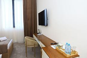 Ketrin Hotel & Restaurant