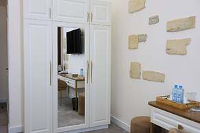 Ketrin Hotel & Restaurant