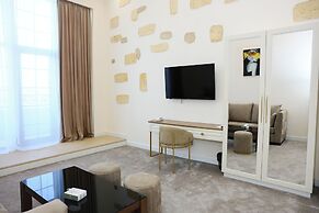 Ketrin Hotel & Restaurant