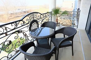 Ketrin Hotel & Restaurant