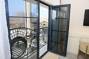 Ketrin Hotel & Restaurant