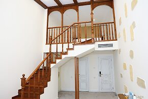 Ketrin Hotel & Restaurant