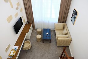 Ketrin Hotel & Restaurant