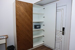 Ketrin Hotel & Restaurant