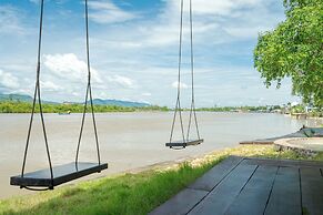 Komsan Kampot Resort