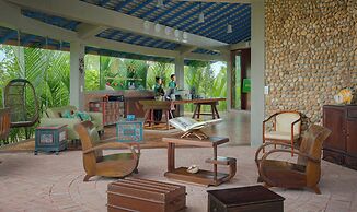 Komsan Kampot Resort