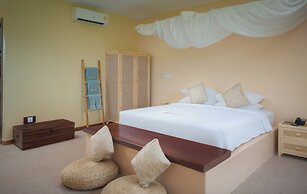 Komsan Kampot Resort