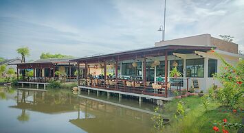 Komsan Kampot Resort