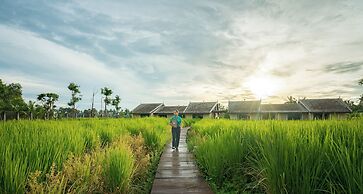 Komsan Kampot Resort