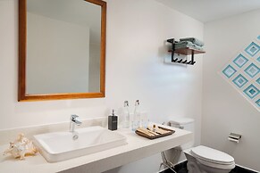 Komsan Kampot Resort