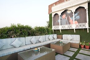 Stamps Golden Lagoon By Eight Continents