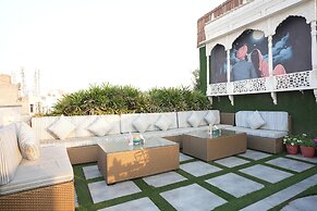 Stamps Golden Lagoon By Eight Continents