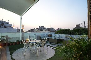 Stamps Golden Lagoon By Eight Continents