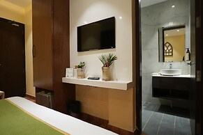 Stamps Golden Lagoon By Eight Continents