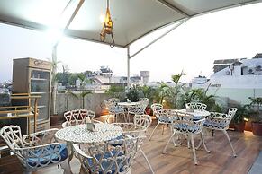 Stamps Golden Lagoon By Eight Continents