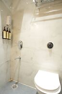 Stamps Golden Lagoon By Eight Continents