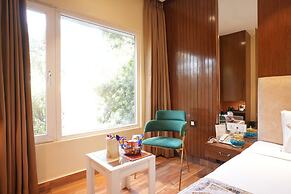 Stamps Golden Lagoon By Eight Continents