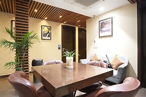 Stamps Golden Lagoon By Eight Continents