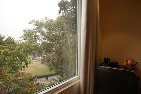 Stamps Golden Lagoon By Eight Continents