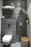 Stamps Golden Lagoon By Eight Continents