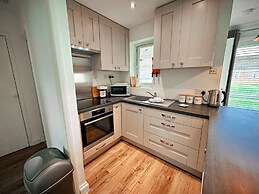 Charming Chalet-style Bungalow in Kessingland