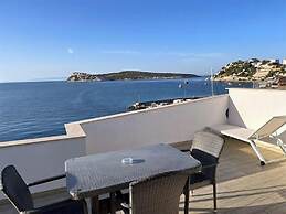 Rota Hotel & Restaurant