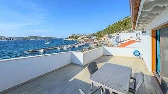 Rota Hotel & Restaurant