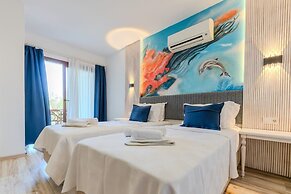 Rota Hotel & Restaurant