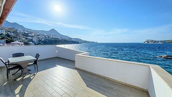 Rota Hotel & Restaurant