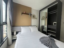 The Base Central Pattaya by Mickey