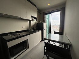 The Base Central Pattaya by Mickey