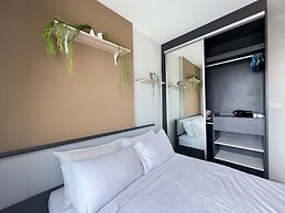 The Base Central Pattaya by Mickey