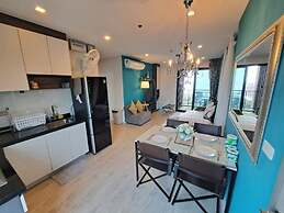 The Base Central Pattaya by Mickey