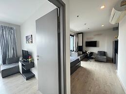 The Base Central Pattaya by Mickey