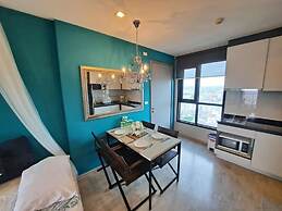 The Base Central Pattaya by Mickey