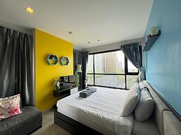 The Base Central Pattaya by Mickey