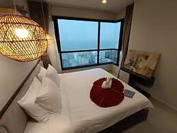 The Base Central Pattaya by Mickey