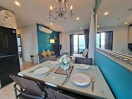 The Base Central Pattaya by Mickey