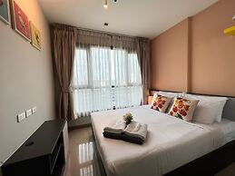 The Base Central Pattaya by Mickey