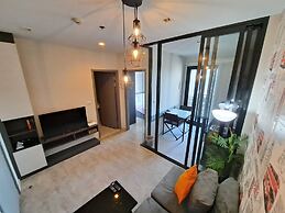 The Base Central Pattaya by Mickey