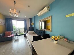 The Base Central Pattaya by Mickey