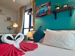 The Base Central Pattaya by Mickey