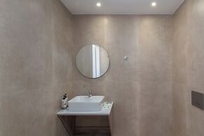 Golden Bee Lifestyle